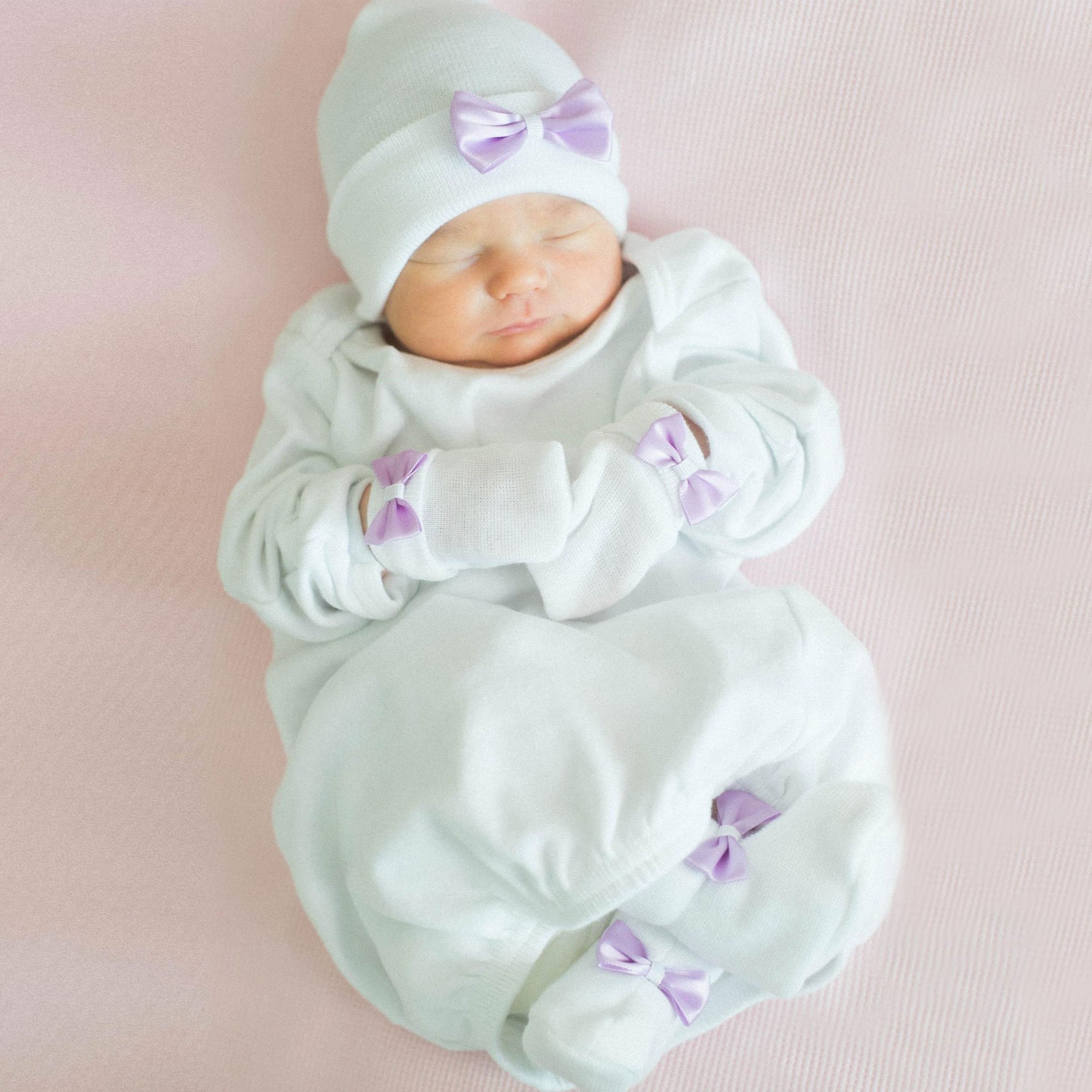 newborn girl mittens